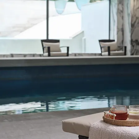 September Hotel
